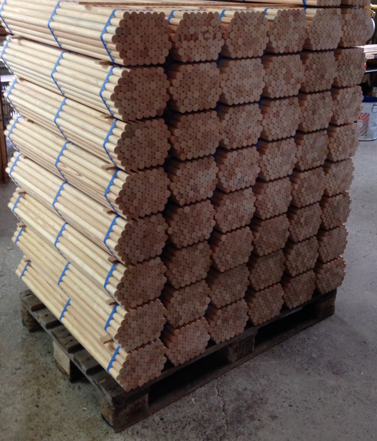 QUARKZMAN Bâtons de Bois Ronds 0.2x4.72 Tige de Cheville en Bois Dur Inachevé, Brindilles Artisanales, Bâton de Bûches pour l'Artisanat de Bricolage